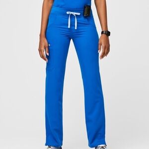 Figs Kade Cargo Scrub Pants™